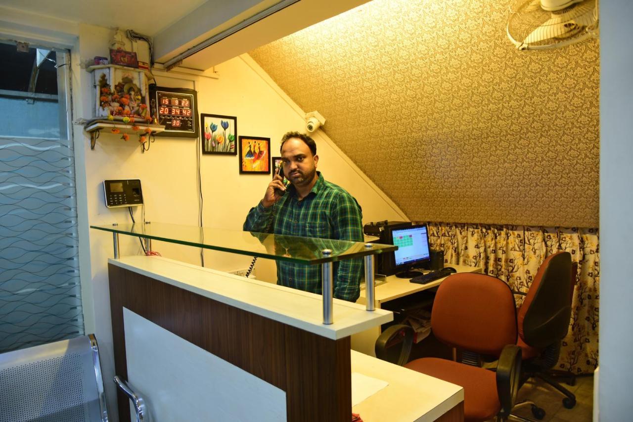 Reliable Inn Колката Екстер'єр фото