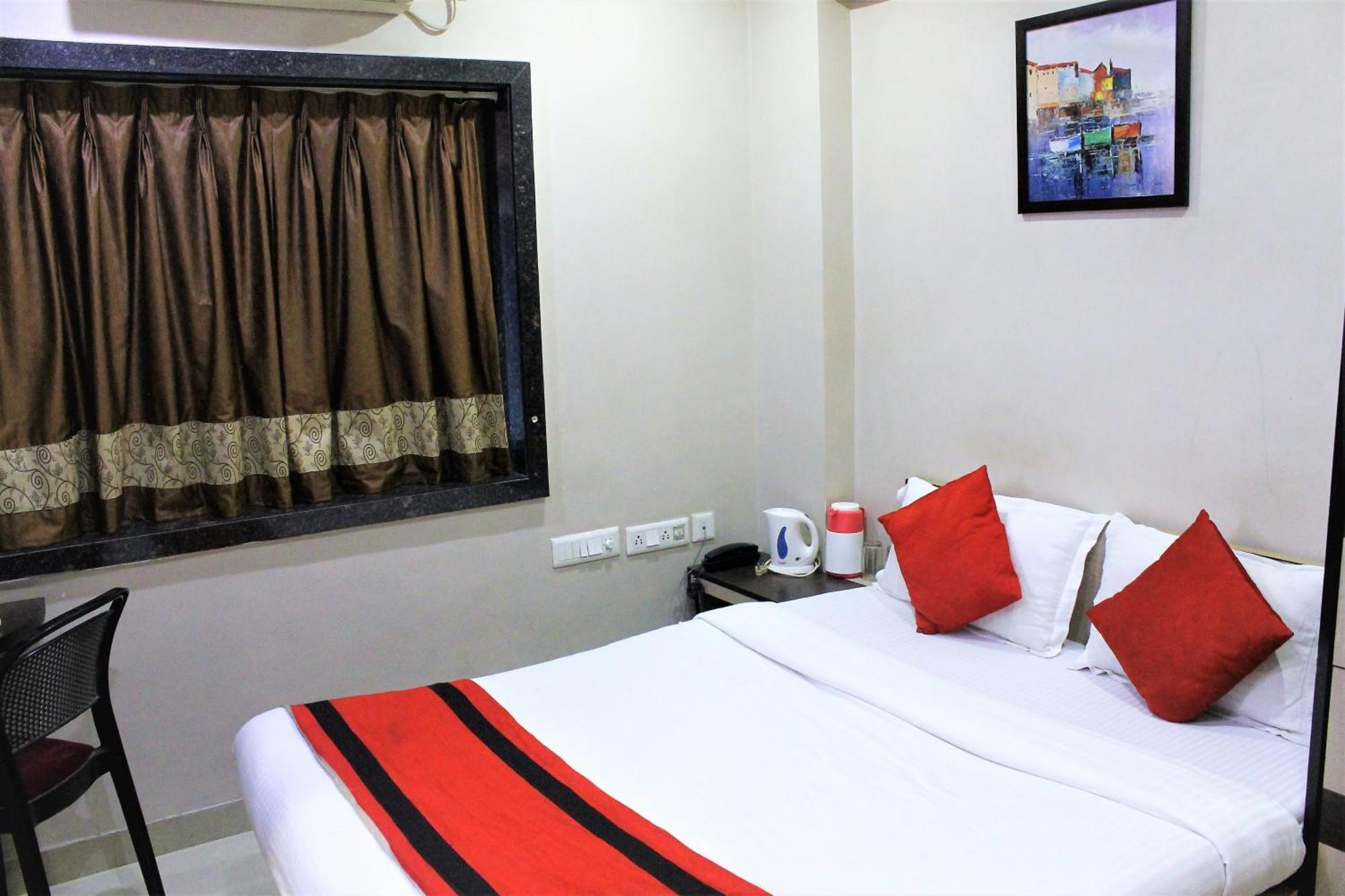 Reliable Inn Колката Екстер'єр фото