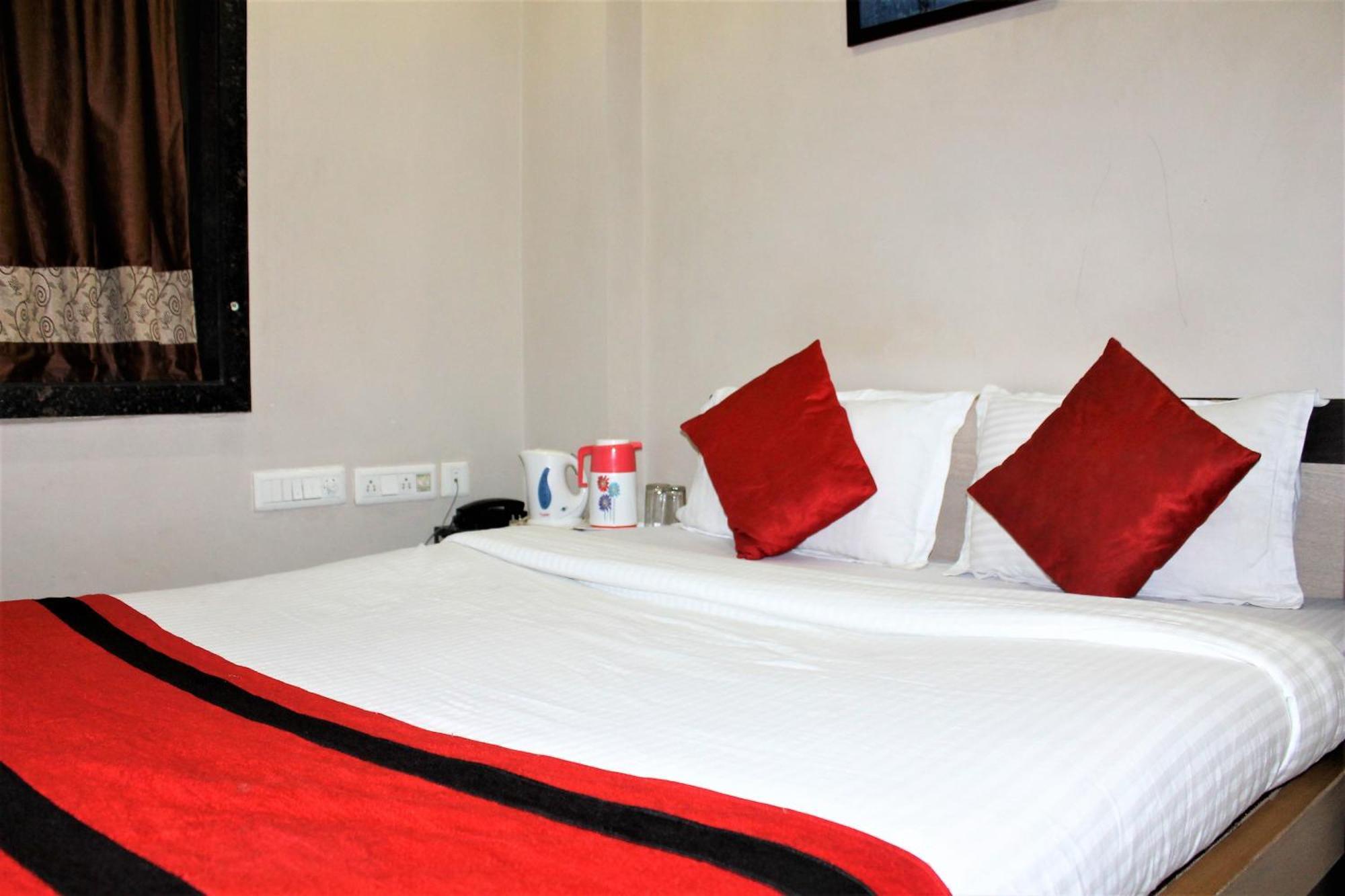 Reliable Inn Колката Екстер'єр фото