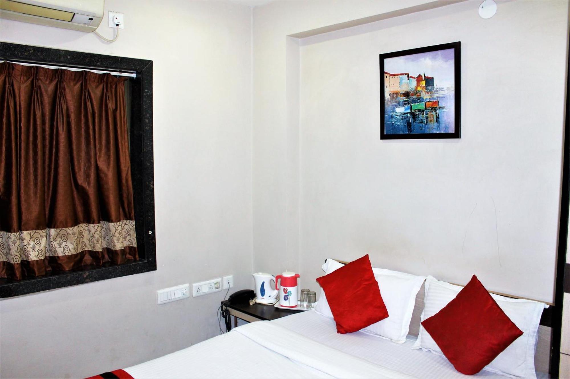 Reliable Inn Колката Екстер'єр фото