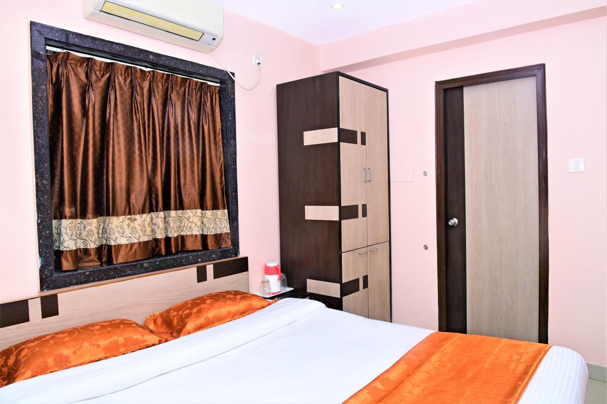 Reliable Inn Колката Екстер'єр фото